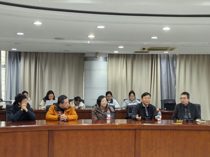 我院举办拔尖学生学术交流会 --美国加州大学伯克利分校栾升教授与拔尖学子畅谈科研成长-南京师范大学生命科学学院