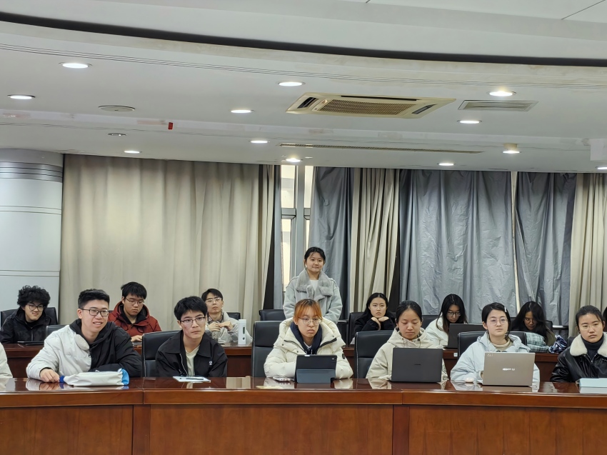 我院举办拔尖学生学术交流会 --美国加州大学伯克利分校栾升教授与拔尖学子畅谈科研成长-南京师范大学生命科学学院